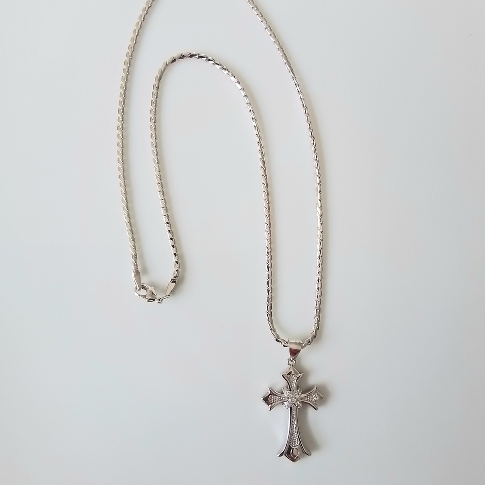 Pretty Bird Silver Cross Necklace - Picture 4 of 5